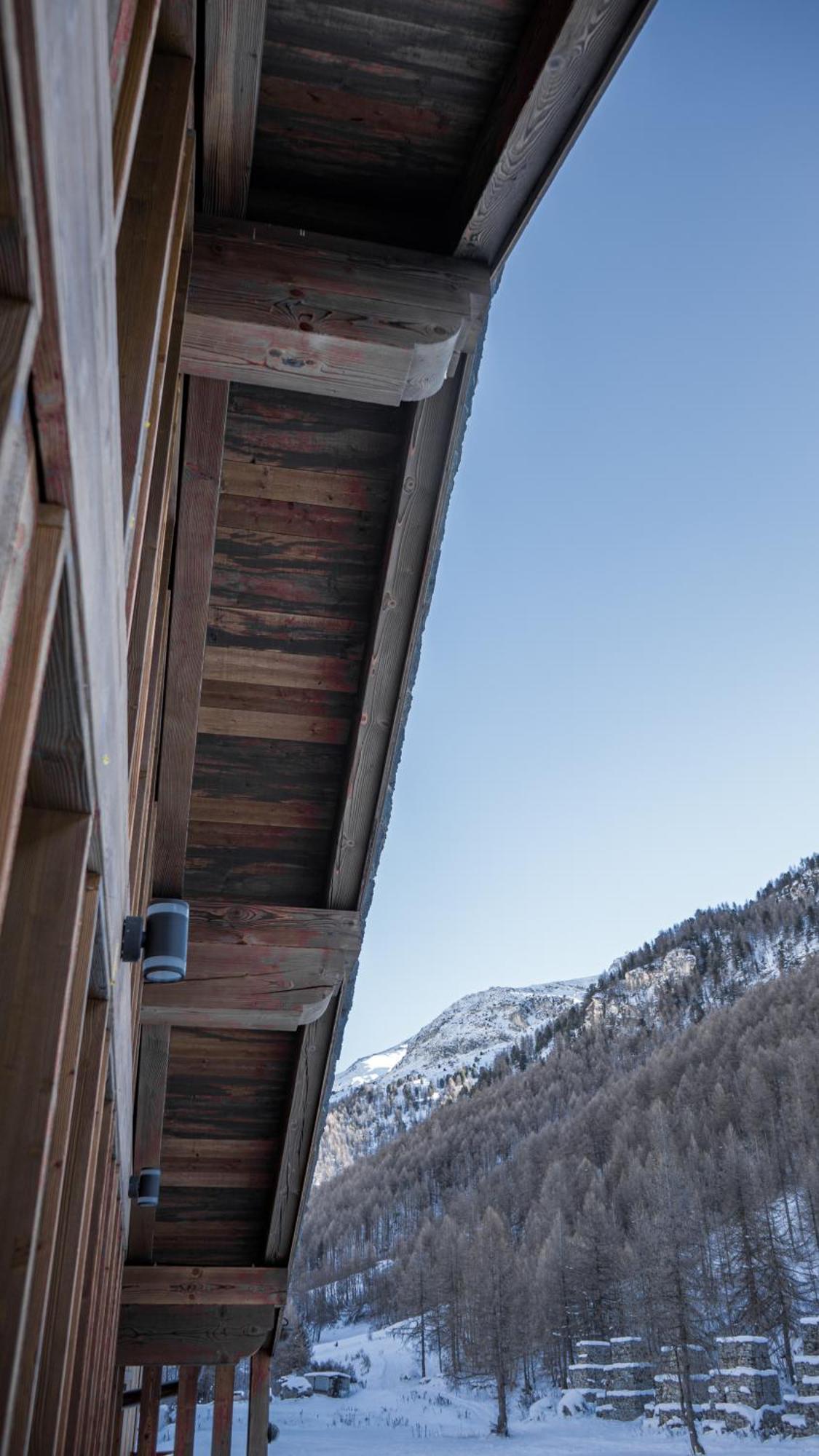 Hotel Mont-Blanc Val D'Isere Exterior photo
